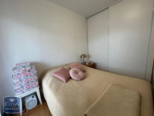 Appartement à louer 2 pièces 34.16m² Niort (79000)