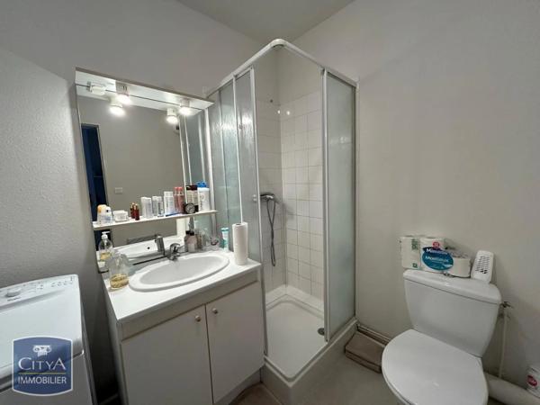 Appartement à louer 2 pièces 34.16m² Niort (79000)