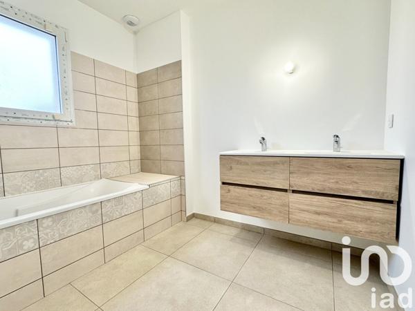 Maison à vendre 4 pièces 92 m² Saint-Étienne-de-Crossey