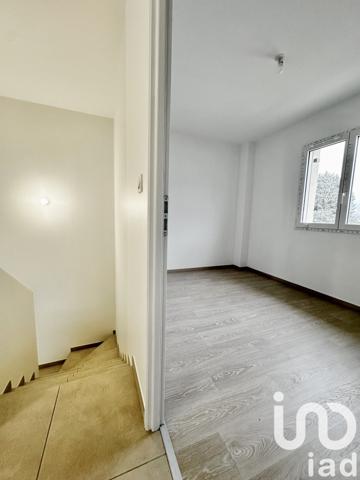 Maison à vendre 4 pièces 92 m² Saint-Étienne-de-Crossey