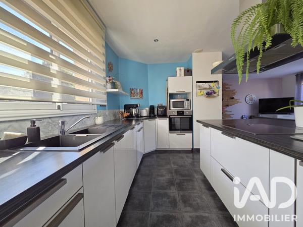 Maison à vendre 4 pièces 97 m² Saint-Laurent-les-Églises