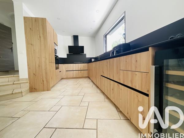 Maison à vendre 7 pièces 193 m² Toulon