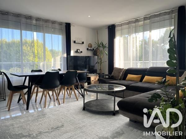 Maison à vendre 9 pièces 282 m² Avrillé
