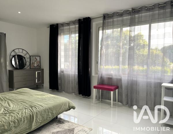 Maison à vendre 9 pièces 282 m² Avrillé