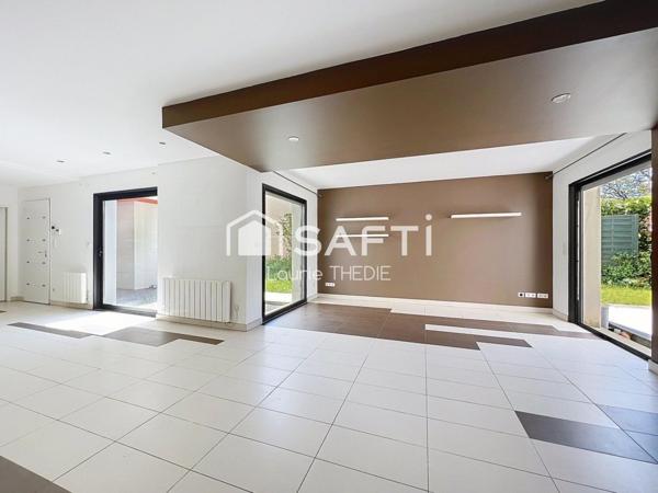 Maison contemporaine 5 pièces 168m2 avec annexe - CASTELMAUROU