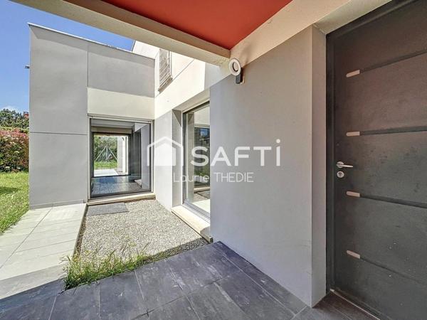 Maison contemporaine 5 pièces 168m2 avec annexe - CASTELMAUROU