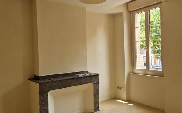 Appartement à louer    2 pièces •  Castelsarrasin