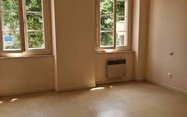 Appartement à louer    2 pièces •  Castelsarrasin