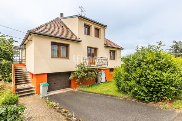 Maison Familiale, Proche de la Gare de Morhange.