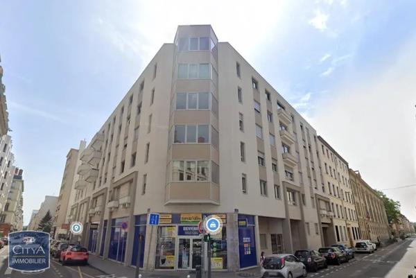 Appartement à louer 3 pièces 77.13m²