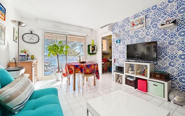 Appartement à vendre    2 pièces • 39,40 m2 Saint-Raphaël
