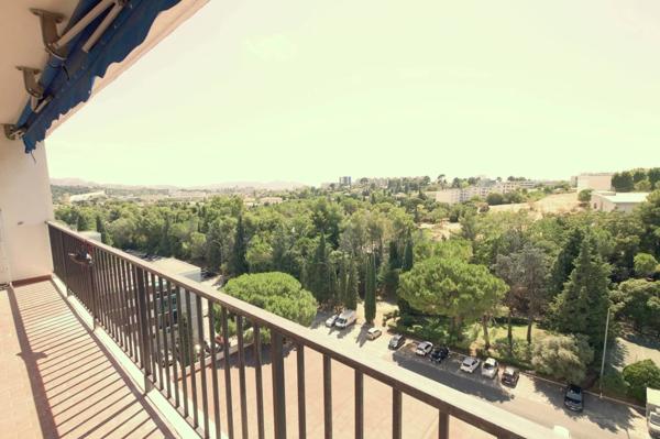 Appartement T4/5 avec Ascenseur, résidence de standing.