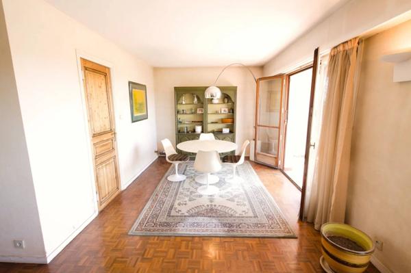 Appartement T4/5 avec Ascenseur, résidence de standing.