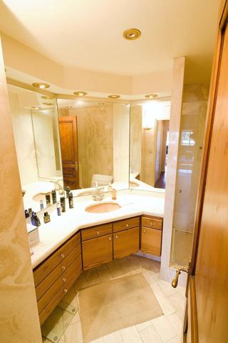 Appartement T4/5 avec Ascenseur, résidence de standing.