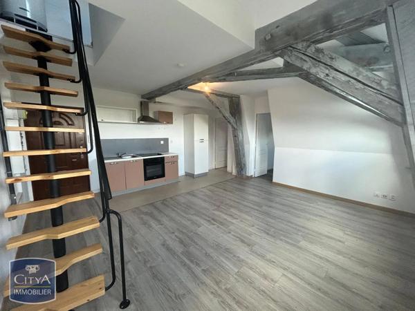 Appartement à louer 3 pièces 41.6m² Saint-Quentin (02100)