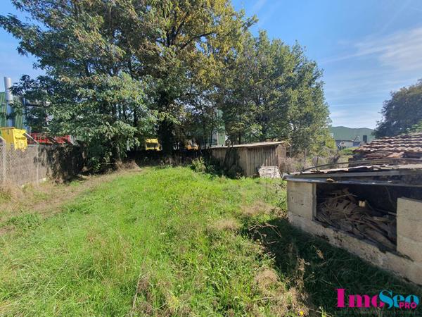 Terrain à VENDRE