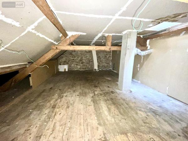 Maison à vendre à Saint-Chély-d'Apcher en Lozère (48200), ref : 48032-201