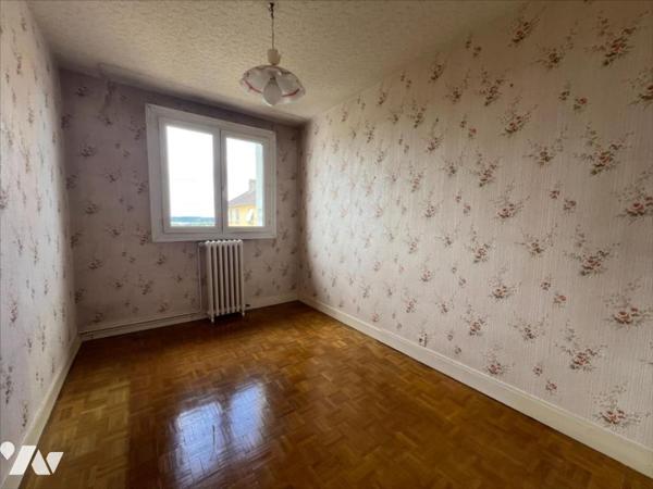 Appartement avec 3 chambres et un garage - situé au MANS - quartier OASIS