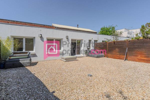 Grand LOFT 6/7 pièces 145 m2 , 3 chambres, jardin et parking double