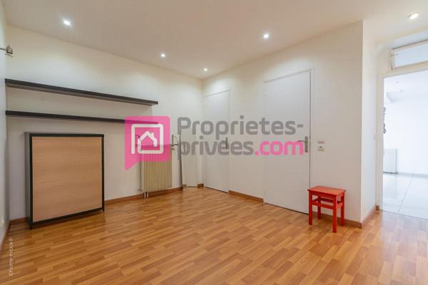 Grand LOFT 6/7 pièces 145 m2 , 3 chambres, jardin et parking double
