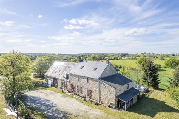 Maison à vendre |  Aigurande |  9 pièces | 277 m²