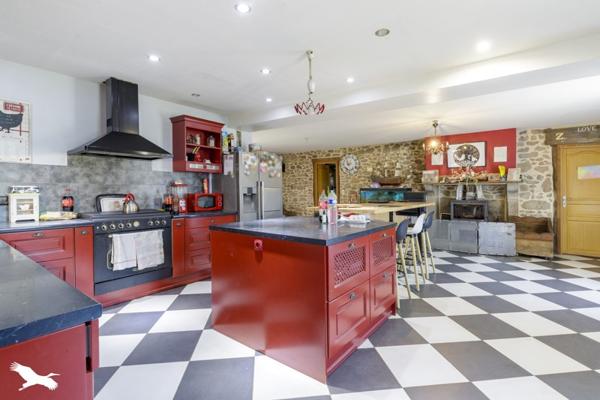 Maison à vendre |  Aigurande |  9 pièces | 277 m²