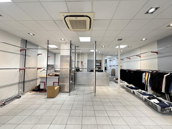 75002 - SENTIER - MURS DE BOUTIQUE - 177 M2