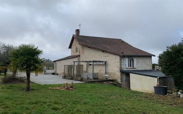 Maison à vendre    5 pièces • 98 m2 La Geneytouse