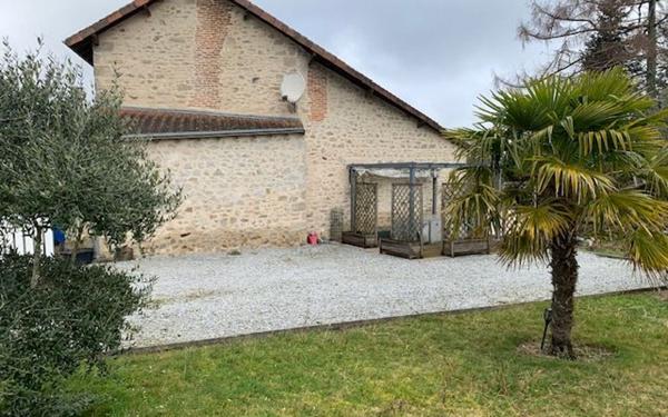 Maison à vendre    5 pièces • 98 m2 La Geneytouse