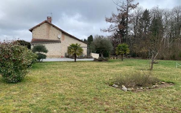 Maison à vendre    5 pièces • 98 m2 La Geneytouse