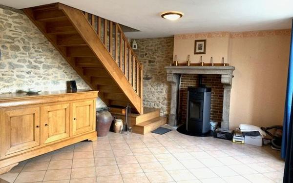 Maison à vendre    5 pièces • 98 m2 La Geneytouse