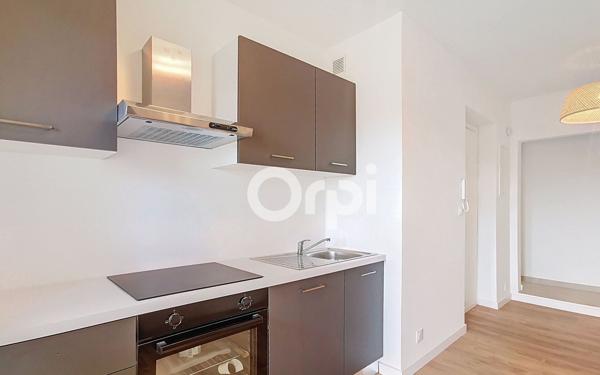 Appartement à vendre    4 pièces • 76,19 m2 Sanary-sur-Mer