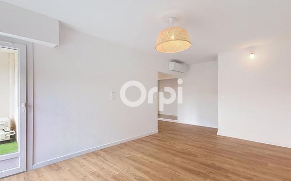 Appartement à vendre    4 pièces • 76,19 m2 Sanary-sur-Mer