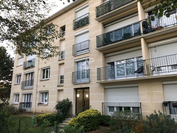 Appartement 2 pièce(s) -Parc possible 2 chambres €250 000 ** - Référence 4568-cpy