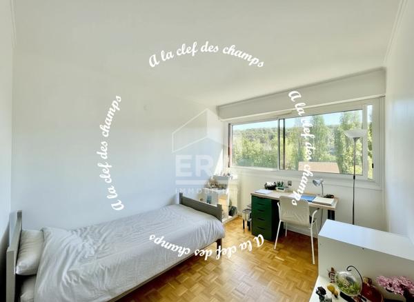 Appartement Gif Sur Yvette 4 pièce(s) 81 m2