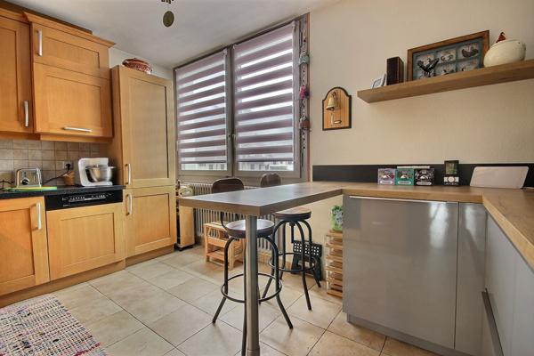 Achat appartement près de CLUSES - 3 pièce(s) - 81 m² - 171 000 €