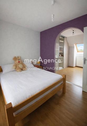 Maison à LA SUZE-SUR-SARTHE, 72210 - 8 pièces 168m²