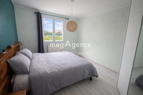 Maison à LA SUZE-SUR-SARTHE, 72210 - 8 pièces 168m²