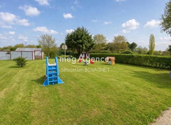 Maison à LA SUZE-SUR-SARTHE, 72210 - 8 pièces 168m²