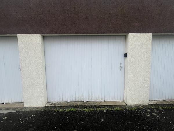 GARAGE SECTEUR DOURJACQ -LS025