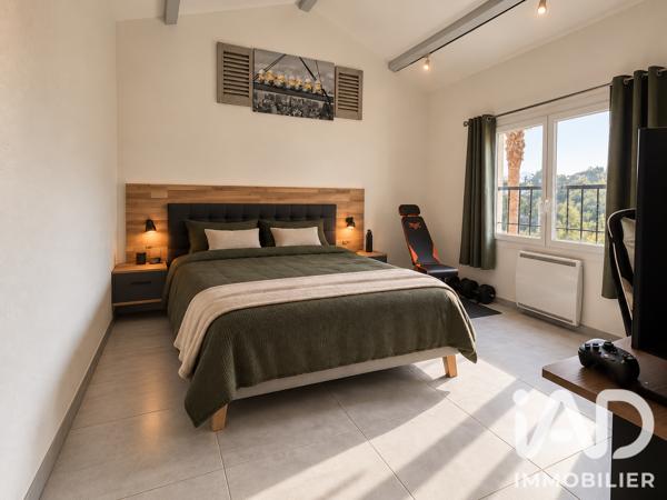 Maison à vendre 6 pièces 157,2 m² Vence