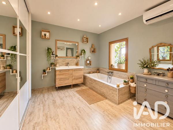 Maison à vendre 6 pièces 157,2 m² Vence