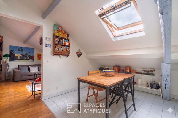 Appartement sous les toits en centre ville