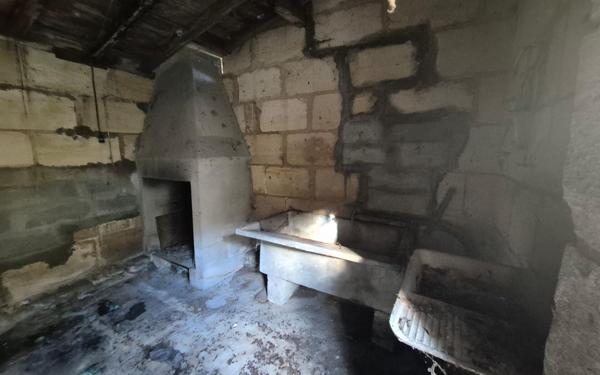 Maison à vendre    3 pièces •  Béguey