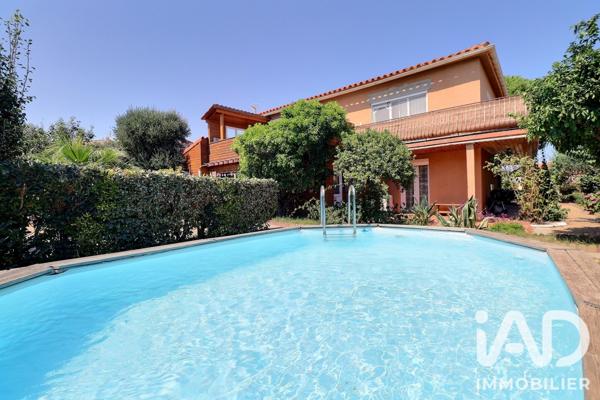 Maison à vendre 6 pièces 155 m² Sainte-Marie-la-Mer