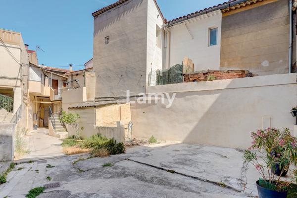 Marseille 5e – la timone – t2 traversant au calme absolu