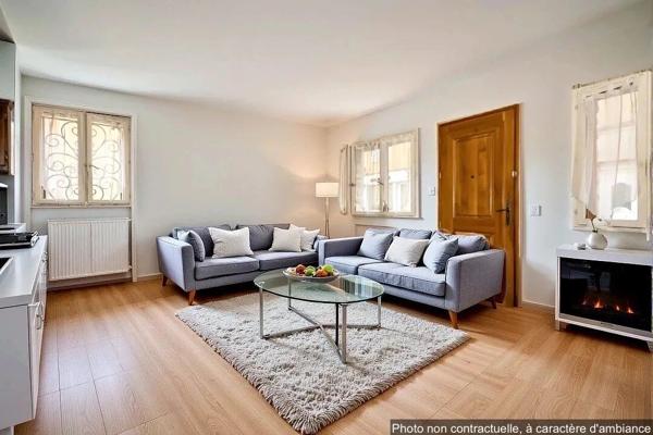 Vente                                                      Maison
                        
                     6 pièces                      144 m2                     à Lagnieu