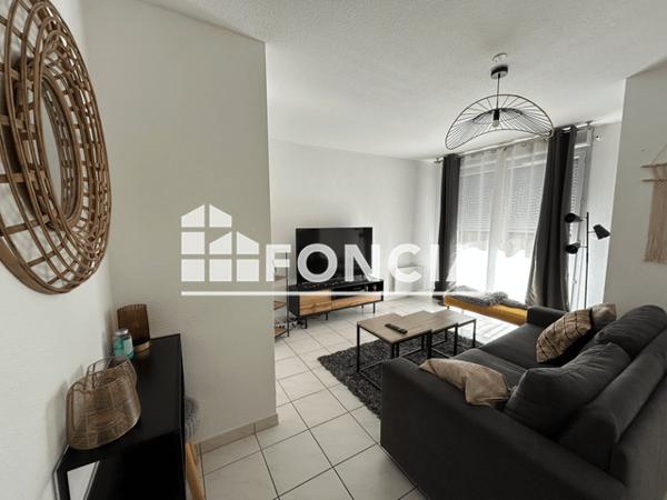 Location Studio 31.83 m² - 10 Avenue de Saint Pierre, Rodez 12000