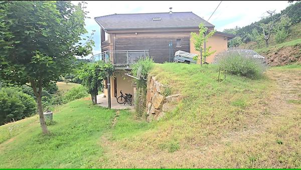 Saint-Basile (07270) À vendre – Maison d’architecte éco-conçue en bois – 165 m² et dépendances – Proche Lamastre (Ardèche)