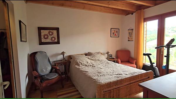 Saint-Basile (07270) À vendre – Maison d’architecte éco-conçue en bois – 165 m² et dépendances – Proche Lamastre (Ardèche)